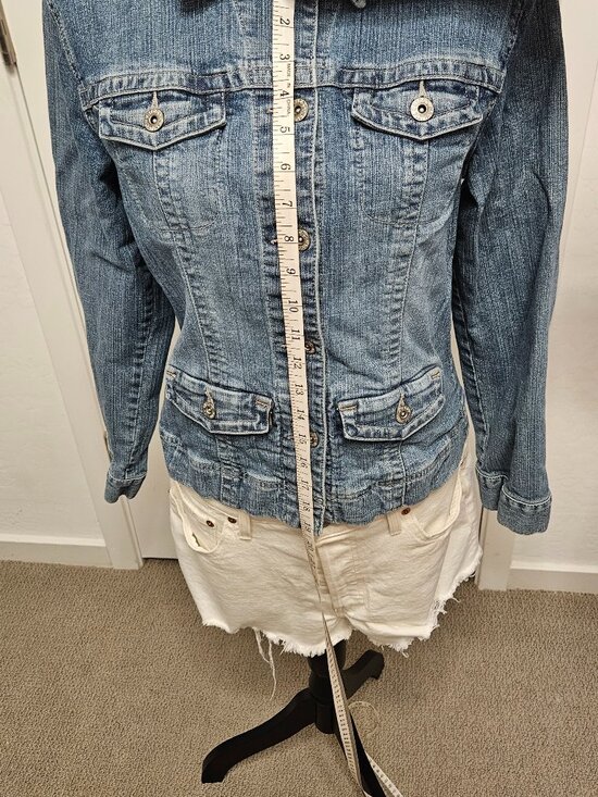 Chico's Platinum Women's Cropped Jean Jacket w/collar size 0 - Picture 7 of 14
